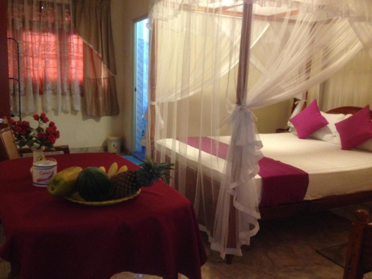 Jaya Home Stay تانجالي المظهر الخارجي الصورة