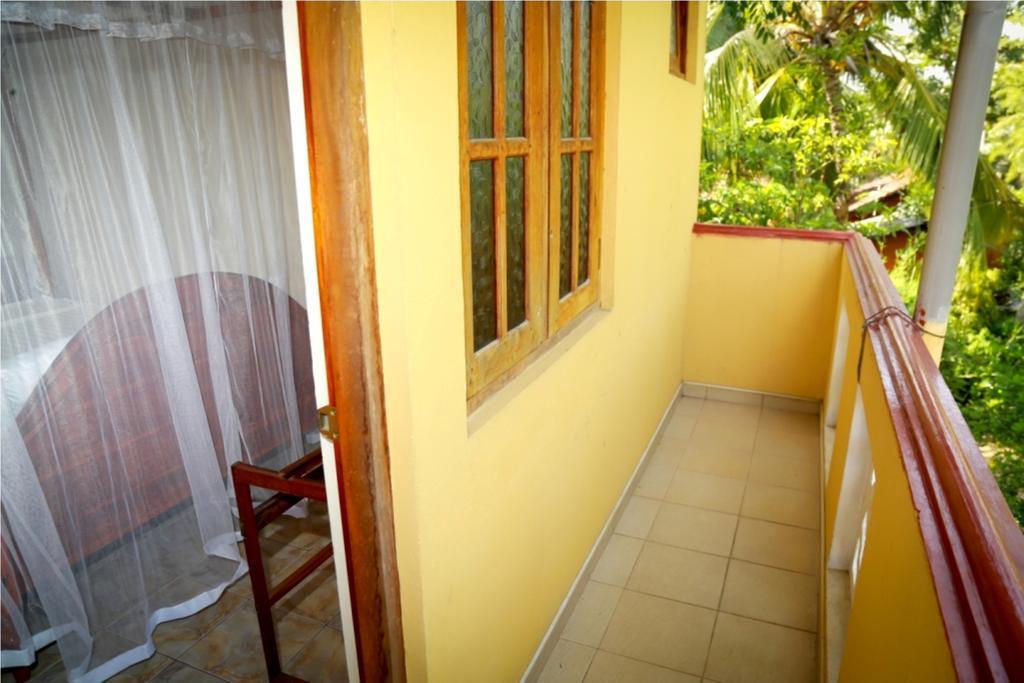 Jaya Home Stay تانجالي المظهر الخارجي الصورة